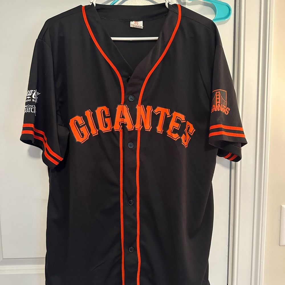 San Francisco Giants Gigantes Limited Release Sold Out Jersey